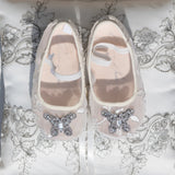 THE BABY GIFTING COMPANY X ARUNA SETH IVORY GIFT SET